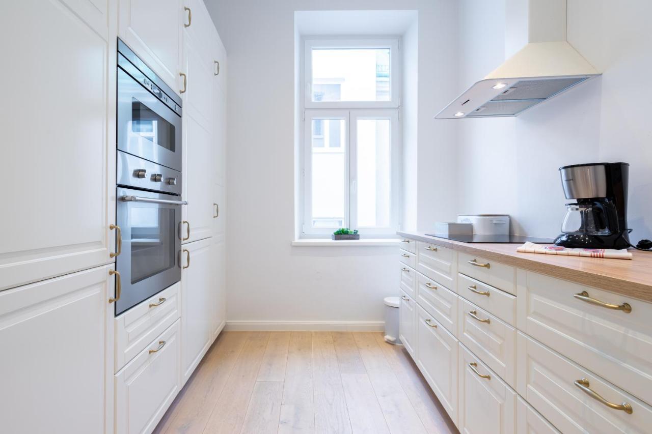 Modernes Apartment Im Charmanten Cottage Viertel ウィーン エクステリア 写真